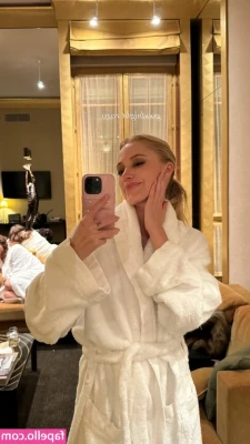 Maika Monroe [ maika-monroe ] - A cutie with a  spooky  booty