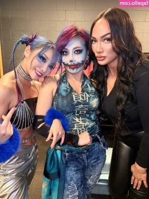 Asuka WWE [ asuka-wwe ] - I'm gonna re-release the video I did with @gem_in_i to your messages