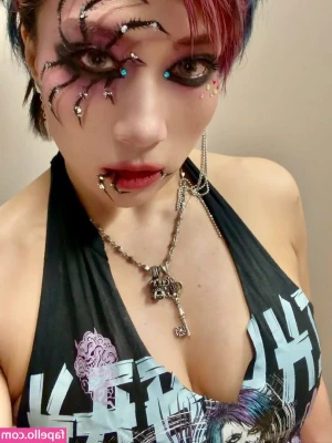Asuka WWE [ asuka-wwe ] - did you ever try this position 😏