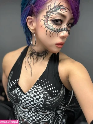 Asuka WWE [ asuka-wwe ] - Closer view of my newest YouTube haul💟