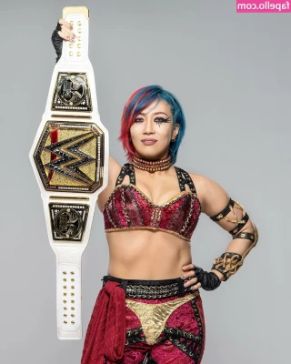 Asuka WWE [ asuka-wwe ] - Despite being so tiny @tigerl is such a natural domme and I’m