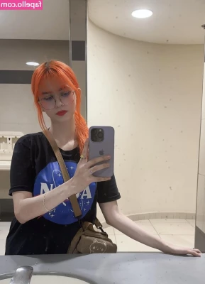 luly1980s - I could be texting pics like this to you  www JustPaintedThatWay com