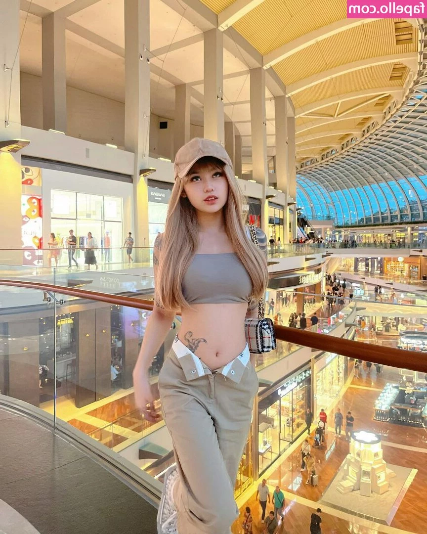natashaznrl - https onlyfans com 1443573732 xgabilopez  miammonroe https onlyfans