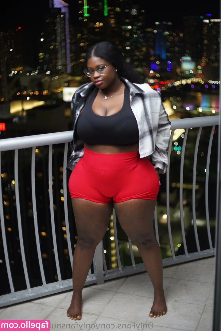onlyfansnubiangoddess - Share the pics I took after this one