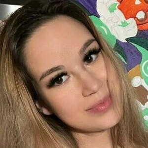 Dasha Reacts