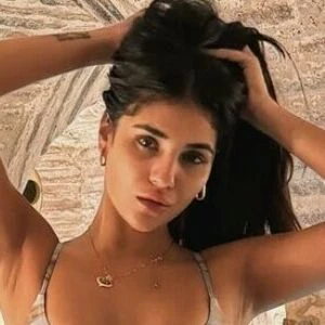 nicole-suzanne