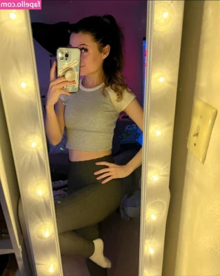 Mally_Mouse [ mally-mouse ] - Shes just.... 🤤🤤🤤