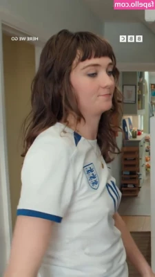 Freya Parks [ freya-parks ] - self facial 🤤💦