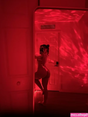 Jane1ove - Become someone you would fall in love with🙃