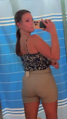 Jen Smith [ jen-smith ] - Thought I’d film this mornings shower for you guys 😏  You can