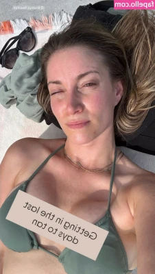 Jen Smith [ jen-smith ] - 📣📣Guys, I will be online in a couple minutes on MFC. 📣📣 I