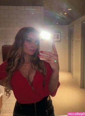 Jen Smith [ jen-smith ] - OnlyFans has been pretty glitchy for most content creators I’ve