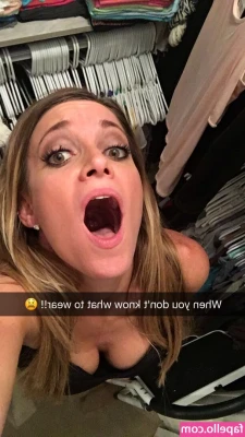 Jen Smith [ jen-smith ] - So we want a set in this bikini ?? Hmm 🤔