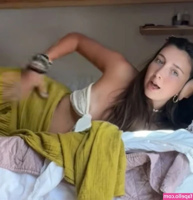 Valeria Cuervo [ valeria-cuervo ] - Shots from a waifu humpin squirty SKYPE ^o^ <3