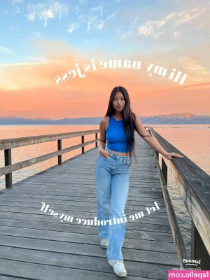 jessicaoskam - Do you like it when I'm making this pose?