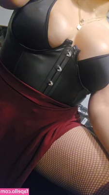 theepoetspoem - do u like watching me bounce my ass?💛☺️✨