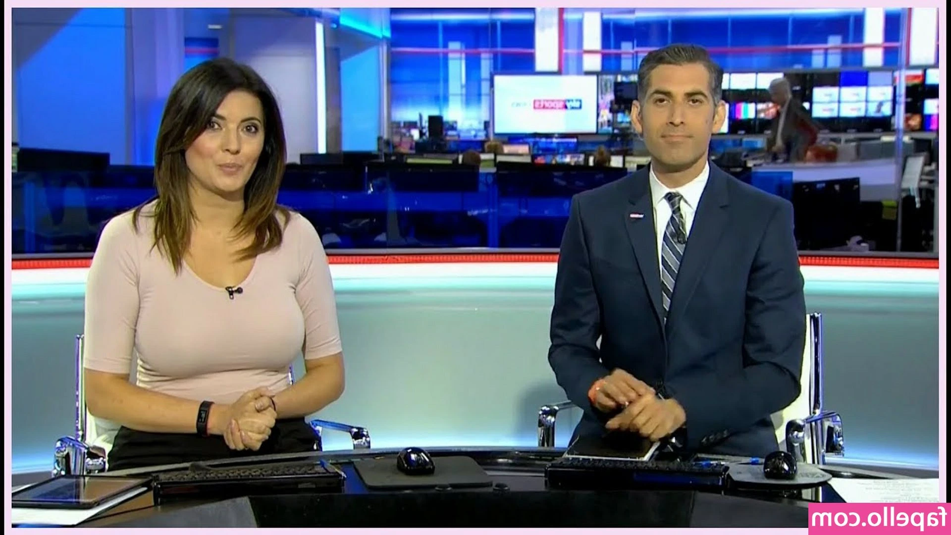 Natalie Sawyer [ natalie-sawyer ] - Filming some quickie customs today!! I have time for 1-2 more. Get a