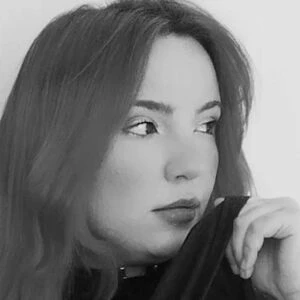 andie-macdowell