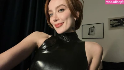 1800 Dominatrix [ 1800-dominatrix ] - I’m feeling extra horny right now 👀