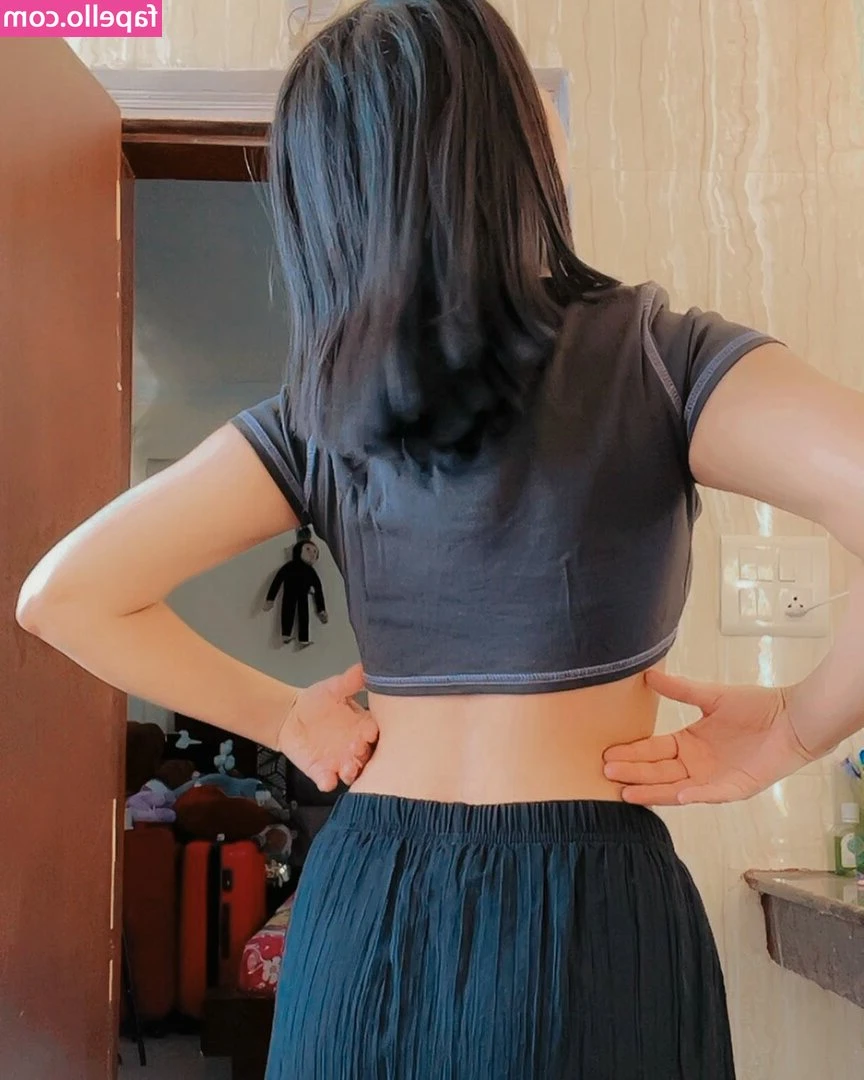 Jasneet Kaur [ jasneet-kaur ] - Edging. Tied myself and enjoying this massager. The moaning is a bit