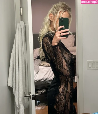 iamrachelkay - Carefully placed heheheh