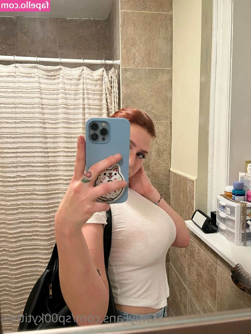 Sp00kytitties - Where are the guys? 🫣