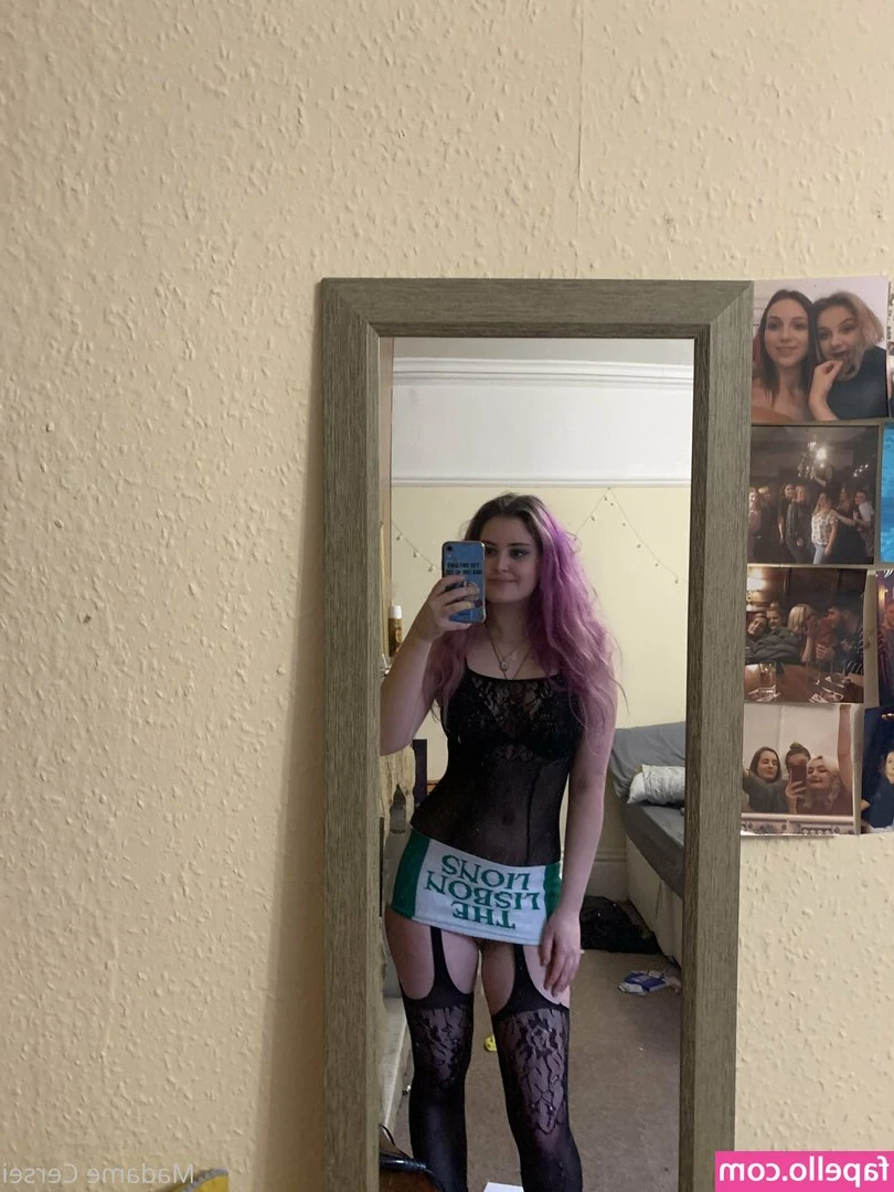 madamecersei - Out Out... do I look sexy enough?