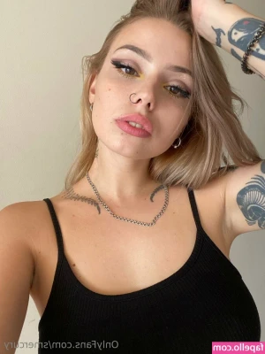 sweetmercuryfree - One more day in a camgirls life...