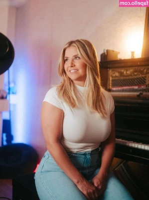 Beatrice Egli [ beatrice-egli ] - Come closer