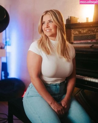 Beatrice Egli [ beatrice-egli ] - La cabezona