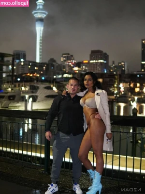 Xrawco Nzdan [ xrawco-nzdan ] - Jerking in the Jag