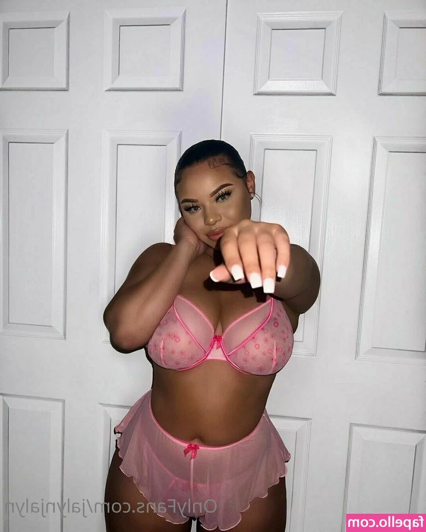 jalynjalyn - I ll let you grope me in return