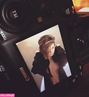 Female Football [ female-football ] - Has anyone been able to view the photos I put up last night?  It