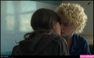 Juliagarner - What would you do if I walked in to your room right now?😏