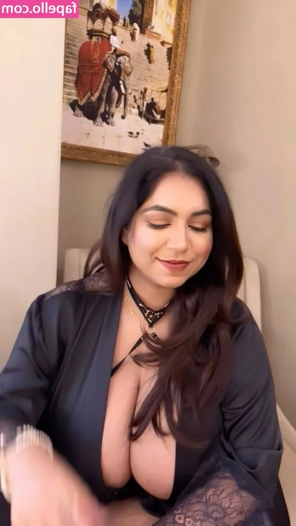 Charu Sharma [ charu-sharma ] - You've seen a couple of pics from that set on Twatter (!) but I will
