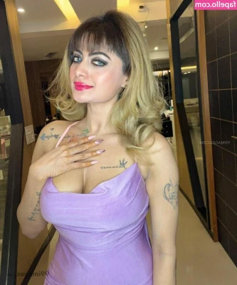 Suhaani Laskar [ suhaani-laskar ] - I like to share my humiliating pictures without panties, with my tiny