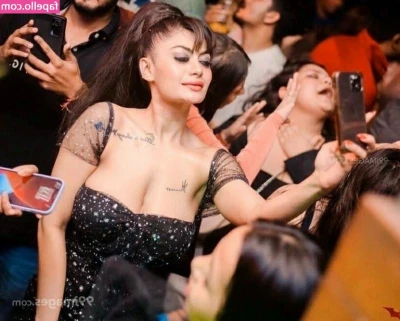 Suhaani Laskar [ suhaani-laskar ] - Goodnight! Time for this naughty girl to get some rest! ❤️