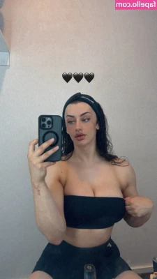 Kiki Vhyce [ kiki-vhyce ] - Or shall I cum and be your weekend toy? 🧸