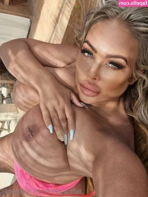 Princess Levi [ princess-levi ] - Who wants a JOI video!?🍆💦