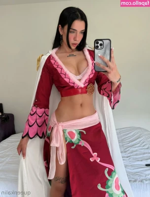 queenkalinxxx [ queenkalinxxx-7 ] - Some uncovered baddie Booty  for the booty loving boys   lt 3   butt 