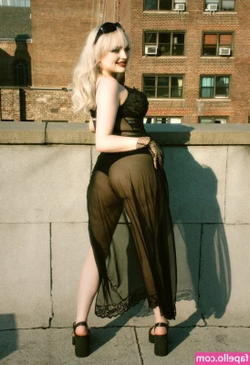 TalkFastEllie - Some pics I took after filming my beautiful agony video
