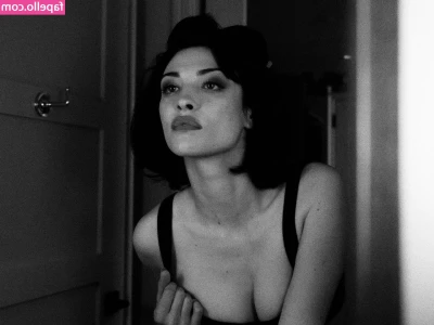 Lera Abova [ lera-abova ] - Oh no stop please don't hurt me Mr J, I wanna be in the sequel ❤️