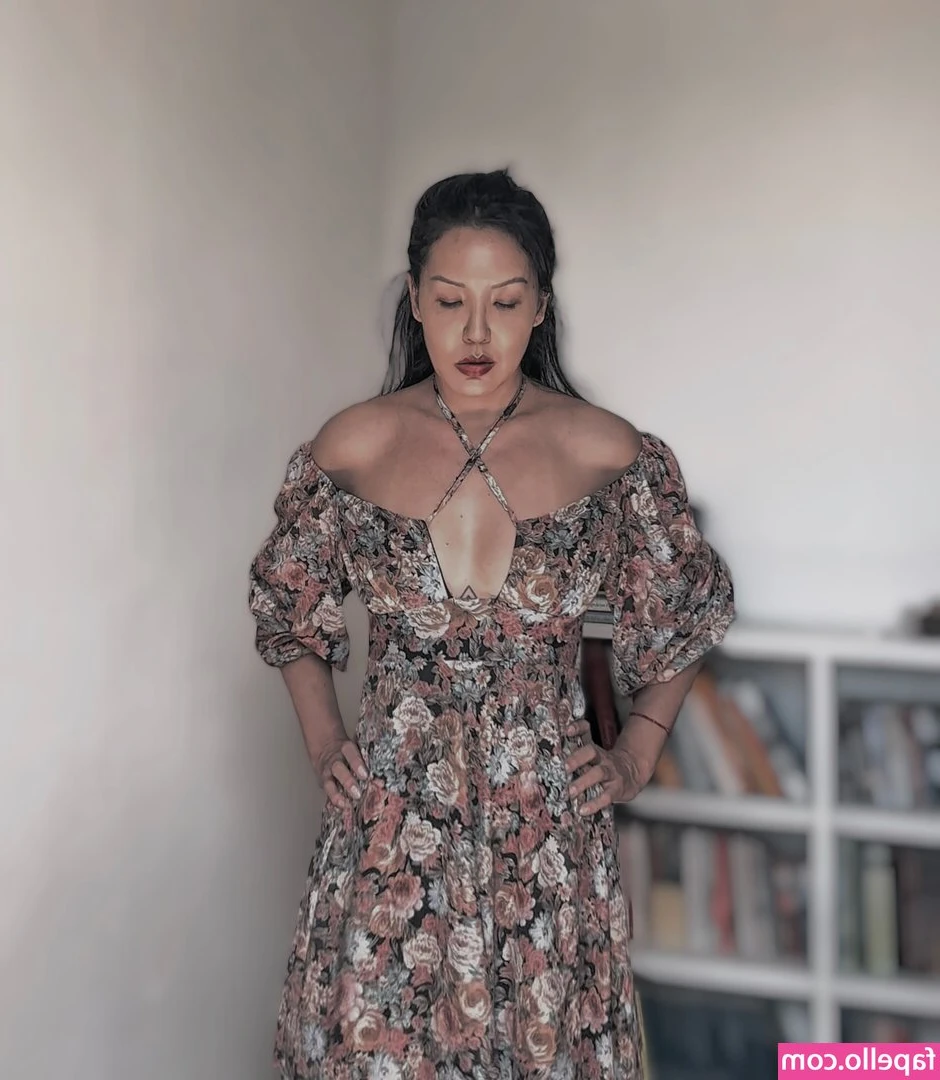 renathashen - I just love getting my dick serviced. Who wants to go next?