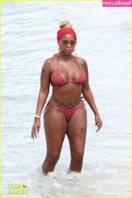 Mary J. Blige [ mary-j-blige ] - tip me whatever u feel like and i’ll send you a clip of me