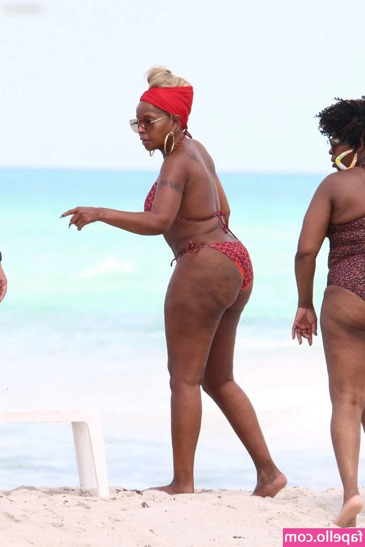 Mary J. Blige [ mary-j-blige ] - Fuck me sunday!!!!! part 1