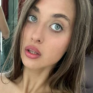 Veronika Tauross