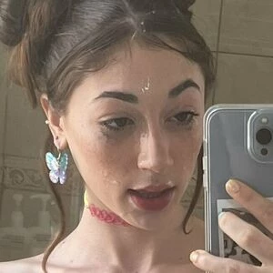 Peachypolegirl