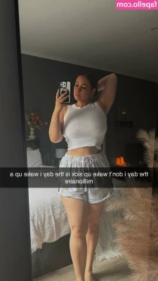 maddiewort_ [ maddiewort ] - Feet joi