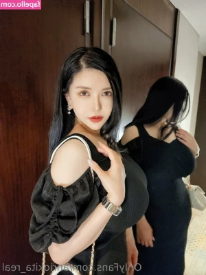 anriokita_real [ anriokita-real ] - Worship every tantalizing curve of My body