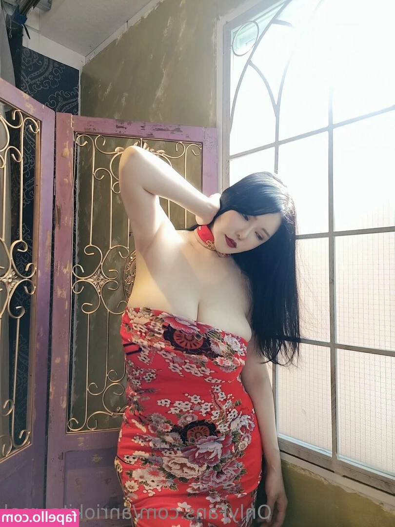 anriokita_real [ anriokita-real ] - Is too hot here or what